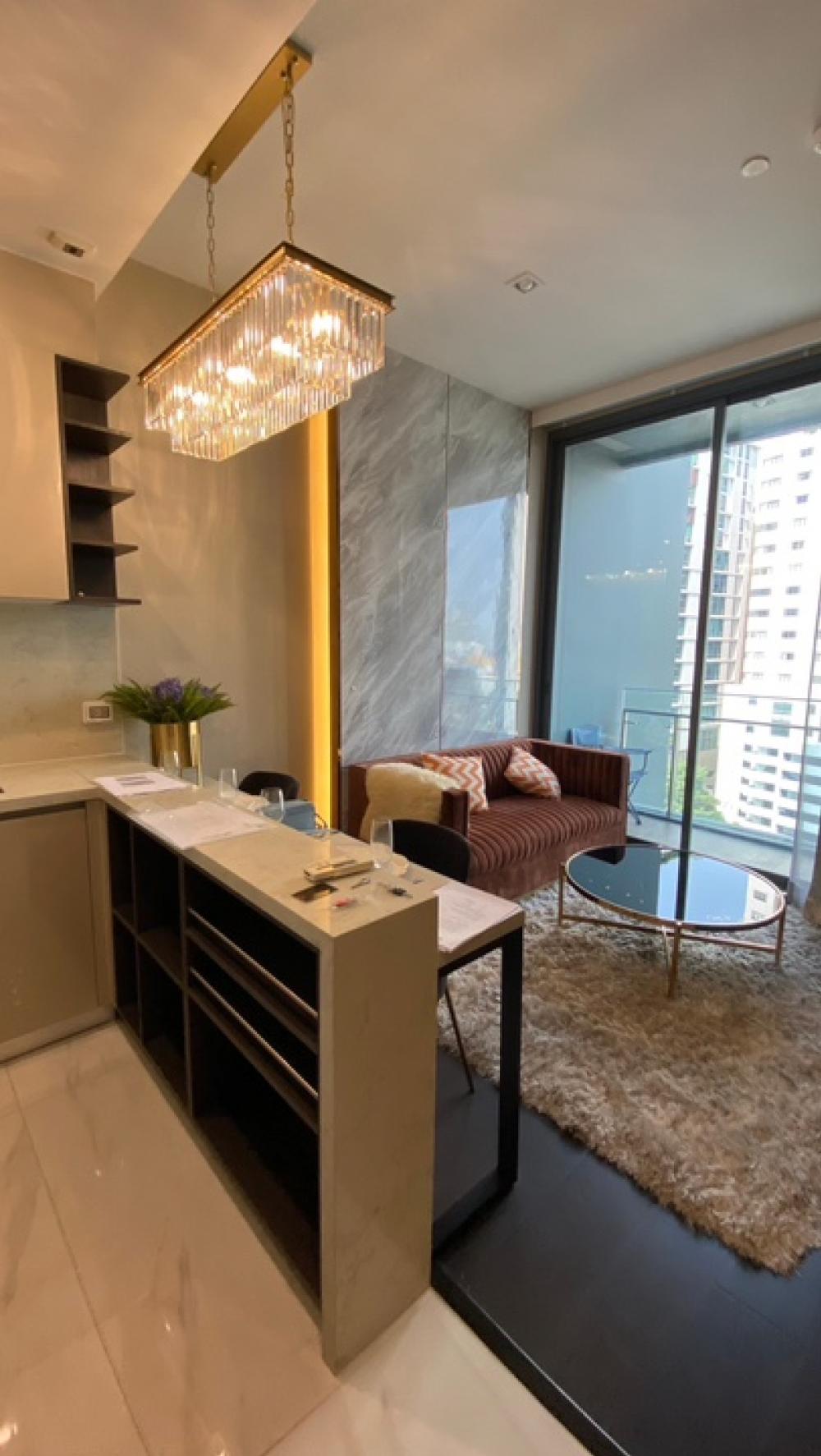 For RentCondoSukhumvit, Asoke, Thonglor : LAVIQ (Project Luxury🚨) 1BEDROOM, ready to move in, decorated warmly (Welcome to negotiate 💯)