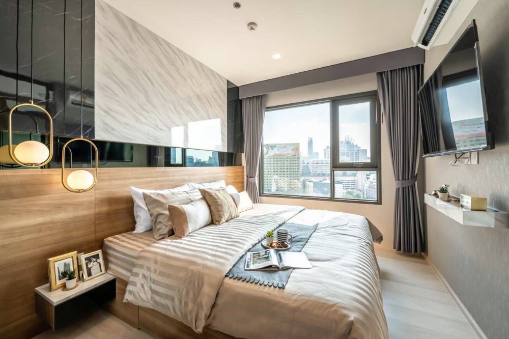 For RentCondoWitthayu, Chidlom, Langsuan, Ploenchit : * Condo for rent, Life one wireless, Wireless Road, Ploenchit, Chidlom, Langsuan, Lumpini 31,000 baht 1 bedroom 1 bathroom 36 sq m. BTS Ploenchit (550 meters)