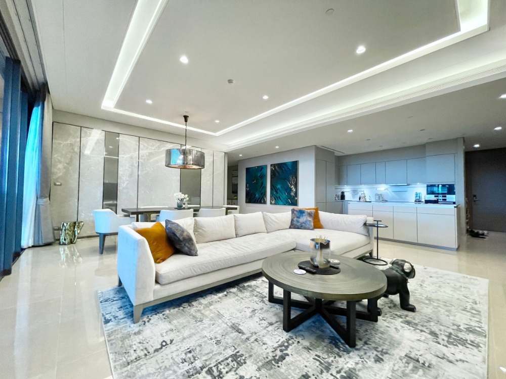 For RentCondoWitthayu, Chidlom, Langsuan, Ploenchit : Luxury branded condo for rent Sindhorn Kempinski 3 bedroom fully furnished