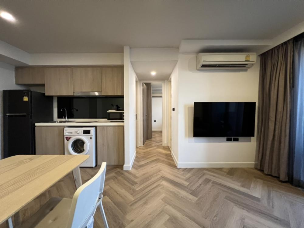 Fynn aree ชั้นบนสุดห้องมุม วิวสวย (2 ห้องนอน) ซอยอารีย์ 2 Loading...