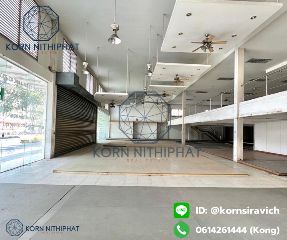 For RentRetail SpaceOnnut, Udomsuk : Renting a sales area @ On Nut, a divine location, suitable for shabu, grill, seafood, buffet and others.