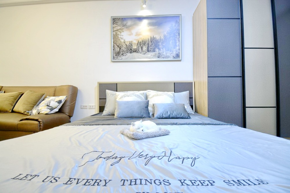 For RentCondoRatchadapisek, Huaikwang, Suttisan : 0031-CRH😊😍 For RENT, SELL For rent, for sale Studio room 🚄 near MRT Huai Khwang 🏢Supalai City Resort Huaykhwang 🔔 Area: 30.97 sq m. 065-9423251 ✅LineID:@sureresidence