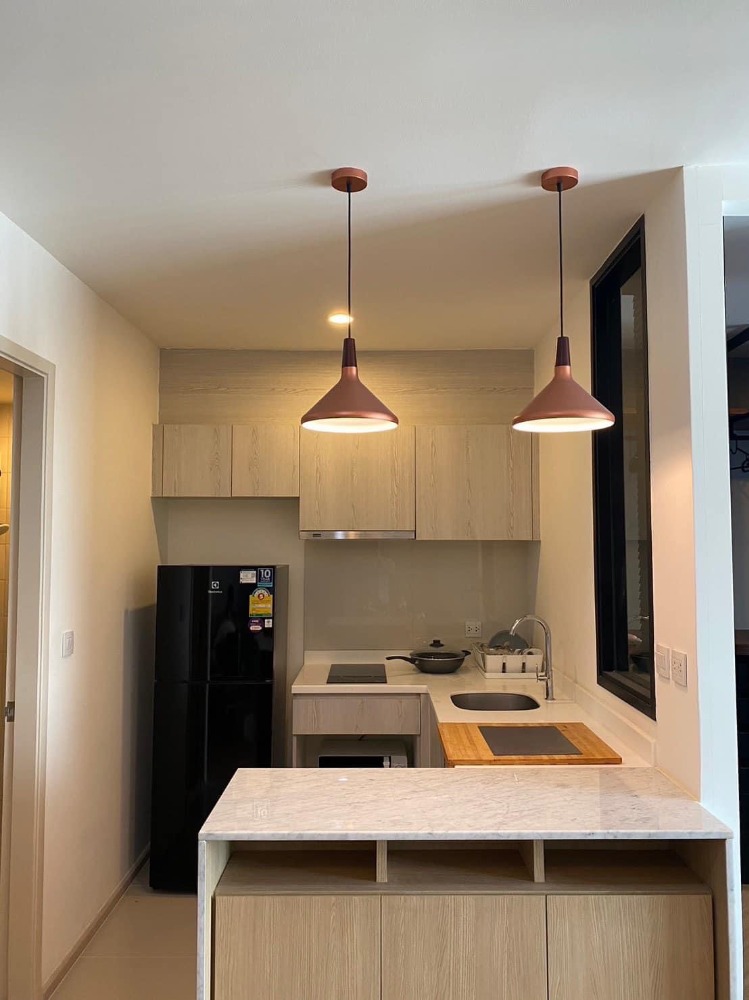 For RentCondoRama9, Petchburi, RCA : For Rent Life Asoke