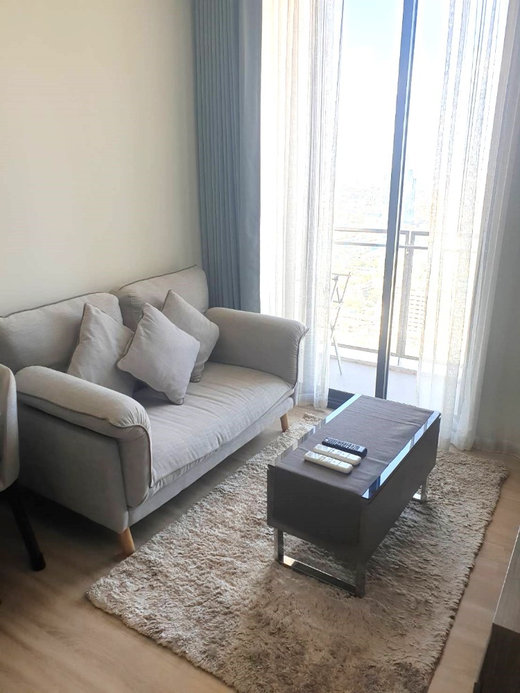 For RentCondoSapankwai,Jatujak : For Rent🥰The Line Phahol-Phadipat📌BTS Saphan Khwai (Line:@rent2022) Beautiful room, Good price and Ready to move in!!