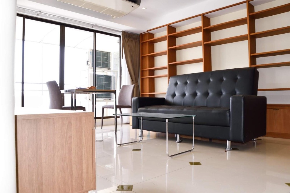 For RentCondoSilom, Saladaeng, Bangrak : Condo for rent  Diamond Tower
