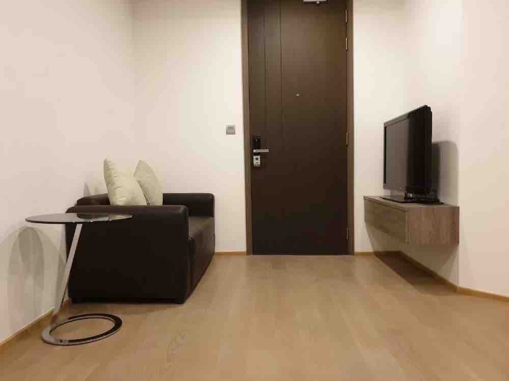 For RentCondoSiam Paragon ,Chulalongkorn,Samyan : For rent, Ashton Chula - Silom (Ashton Chula-Silom) *** Interested, add Line @957youbq