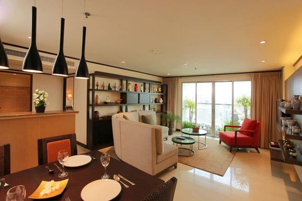 ให้เช่าคอนโดนานา : For Rent 1 Bedroom Sukhumvit Suite Sukhumvit 13