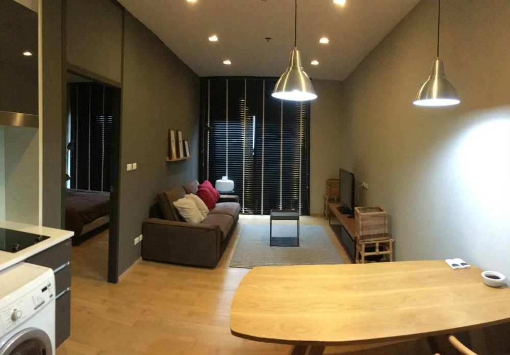 ให้เช่าคอนโดสุขุมวิท อโศก ทองหล่อ : For Rent 1 Bedroom Noble Reveal Ekkamai