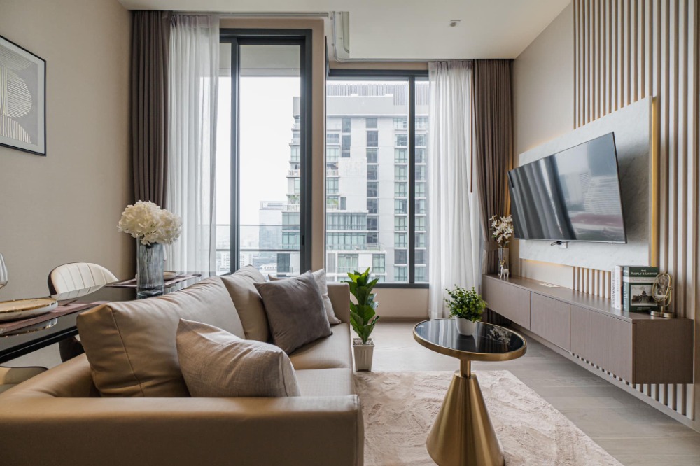ให้เช่าคอนโดสุขุมวิท อโศก ทองหล่อ : For Rent 1 Bedroom The Esse Asoke