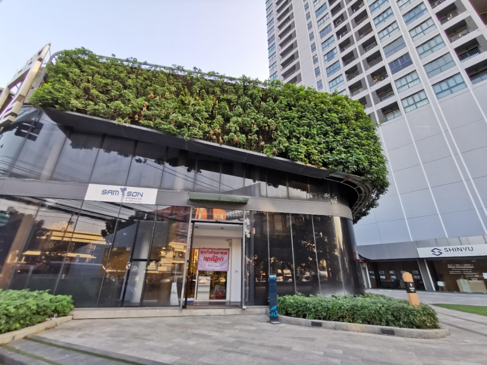 For RentOfficeBangna, Bearing, Lasalle : shop for rent In front of IDEO O2 Floor 2nd, size 76.64 sq.m. #SH1102