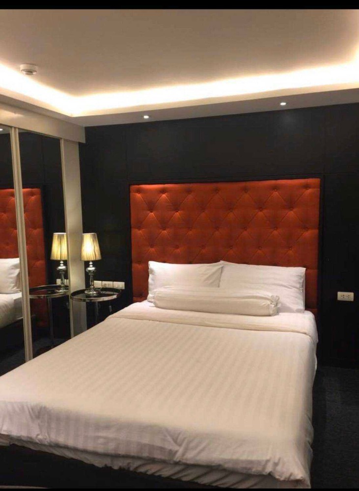 ให้เช่าคอนโดสุขุมวิท อโศก ทองหล่อ : Condo for rent  The Clover Thonglor
