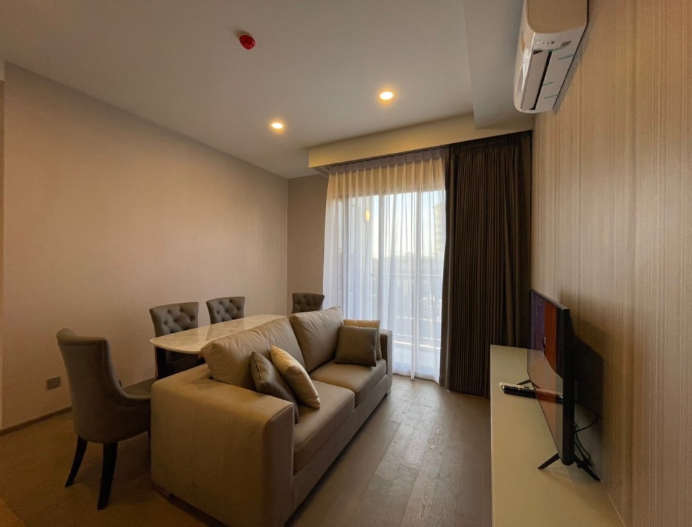 For RentCondoRatchathewi,Phayathai : Luxury condo for rent on Phayathai : Park Origin Phayathai, very beautiful and new room, ready to move in, 55 square meters, 2 bedrooms, 2 bathrooms
