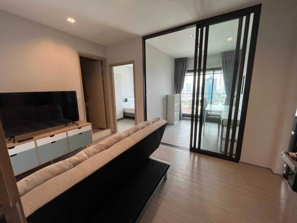 For RentCondoThaphra, Talat Phlu, Wutthakat : ❌(𝐅𝐨𝐫 𝐑𝐞𝐧𝐭) 💥ให้เช่าคอนโด Life Sathorn Sierra (ไลฟ์ สาทร เซียร์รา)📌พร้อมเฟอร์นิเจอร์เครื่องใช้ไฟฟ้าครบชุดBTS/MRT Station : ตลาดพลู Talad-Phu