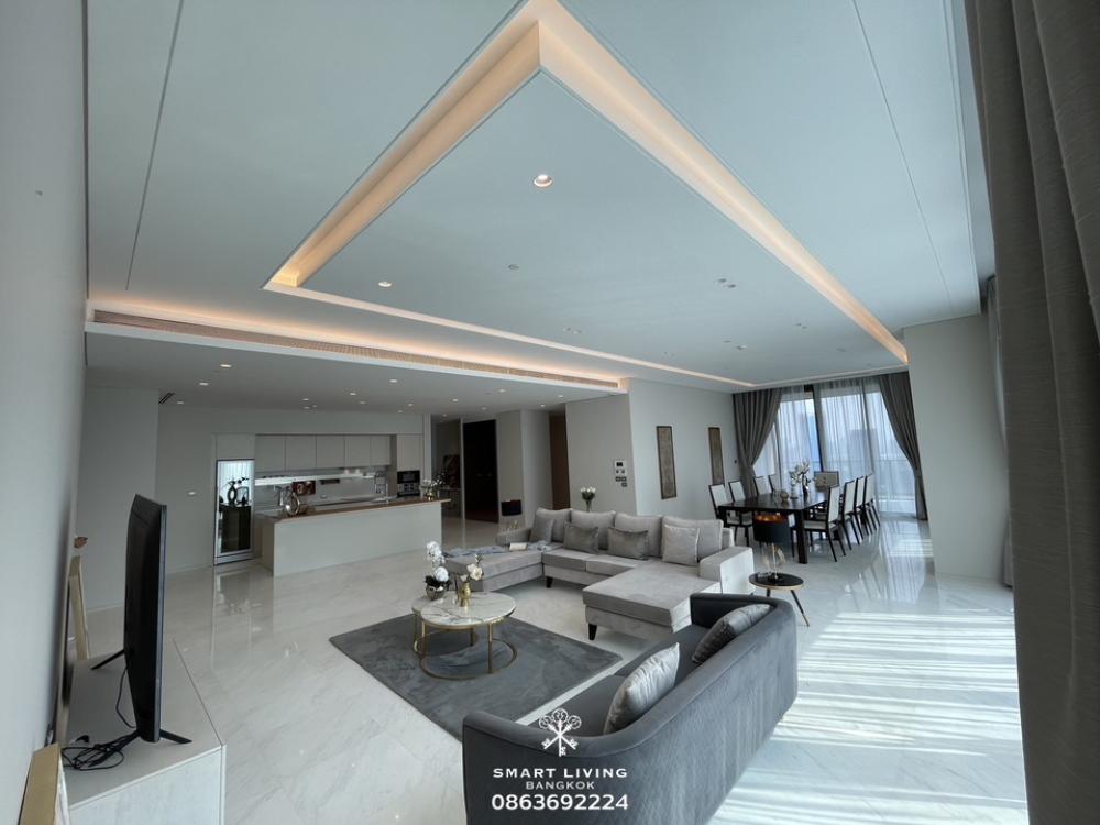 ให้เช่าคอนโดวิทยุ ชิดลม หลังสวน : เช่า/ขาย penthouse หรู 4ห้องนอน The residence at Sindhorn kempinski อยู่ในพื้นที่ ที่กำลังเป็นที่นิยม ที่หนึ่ง ในกรุงเทพ (หลังสวน) วิวสวนลุมพินี และ Royal sport club ระเบียงกว้างใหญ่