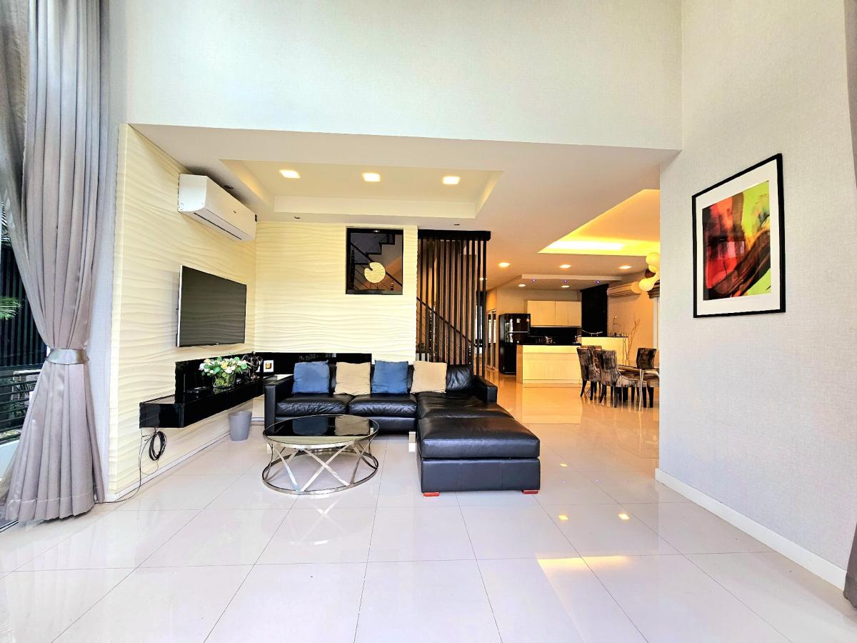 ให้เช่าบ้านลาดพร้าว เซ็นทรัลลาดพร้าว : บ้านให้เช่า สำหรับผู้บริหาร ลาดพร้าว ซอย 1