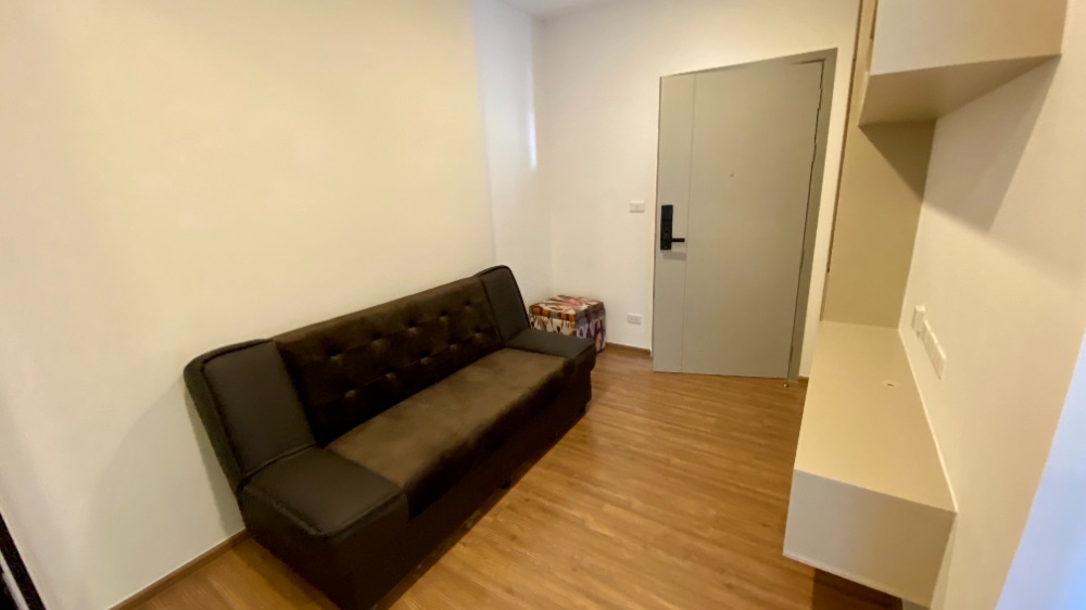 For RentCondoMin Buri, Romklao : New condo for rent at Minburi Romklao, The Origin Ram 209 Interchange, the most advanced facilities condo, 5th floor, 1 bed, the most exciting rental price!