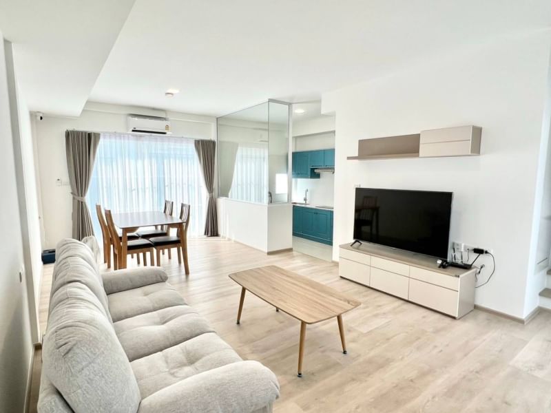For RentHouseBangna, Bearing, Lasalle : 🔴 35,000 ฿🔴 𝗜𝗻𝗱𝘆𝟮 𝗕𝗮𝗻𝗴𝗻𝗮-𝗥𝗮𝗺𝗸𝗵𝗮𝗺𝗵𝗮𝗲𝗻𝗴 𝟮 | Townhome Indy2 Bangna Ramkhamhaeng 2 ♦️ Near the department store 😊🙏 (Add Line: @ bbcondo88 ) Property code 879-B2919