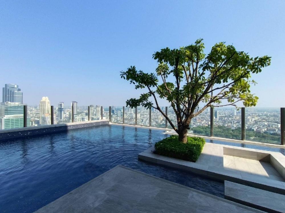 For SaleCondoSathorn, Narathiwat : Condo for sale: The Diplomat Sathorn, luxuriously decorated, new room, 11 million baht