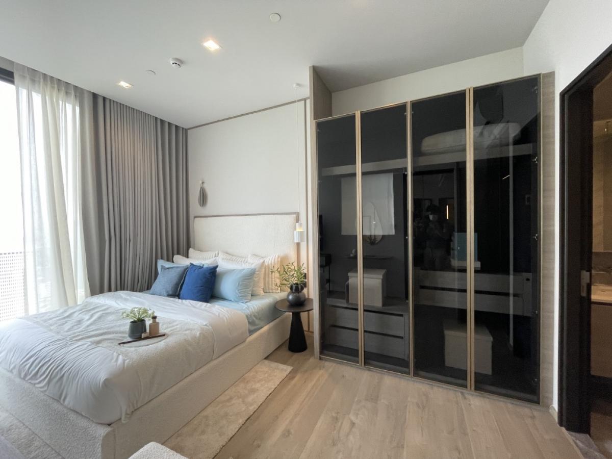 For SaleCondoLadprao, Central Ladprao : Condo for sale, The Crest Park Residences, 2 bedrooms, 2 bathrooms, usable area 83.54 sq m, 31st floor, beautiful room, garden view, the only one in the heart of Lat Phrao intersection, near MRT Phahon Yothin, only 80 meters.