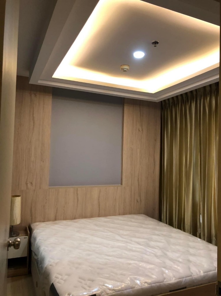 For RentCondoPattanakan, Srinakarin : For rent, The Parkland Srinakarin, Building A, 6th floor, 40 sq m, pool view, elegant room, fully furnished and built-in appliances, 8,500 baht.