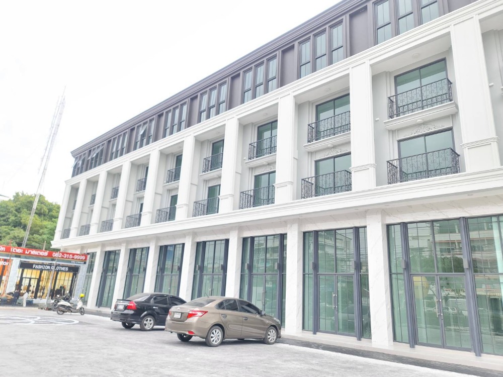 For RentHome OfficePattanakan, Srinakarin : Home office for rent The Master Onnut - Phatthanakan Project