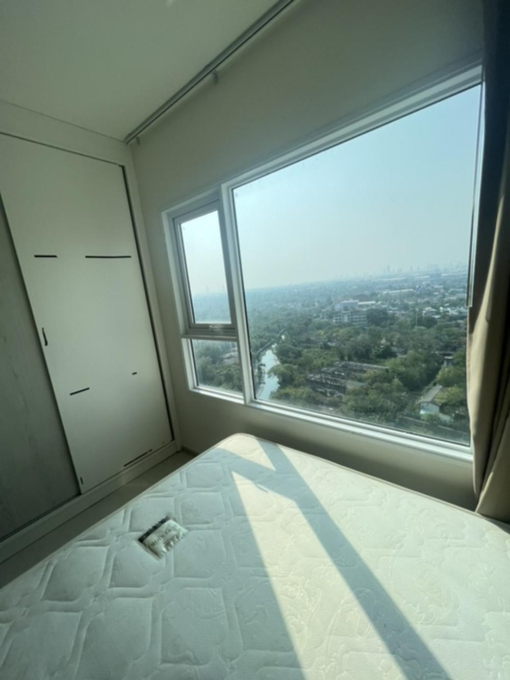 For RentCondoSamut Prakan,Samrong : 💦🏢FOR RENT >>  Aspire Erawan #aspireprimerawan #btserawan  #aspireerawan .* RENT 8,500 Baht/Month * 1 Bedroom 1 bathroom Area 29Sq.m  with  19th Floor ,    floor , fully furnished w
