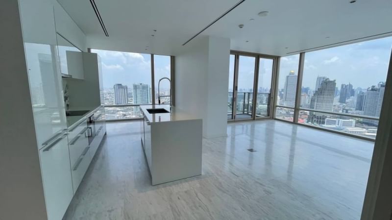 For RentCondoSathorn, Narathiwat : For rent Four Season private residences 2Bedroom 150k 096-6514465 K.Real