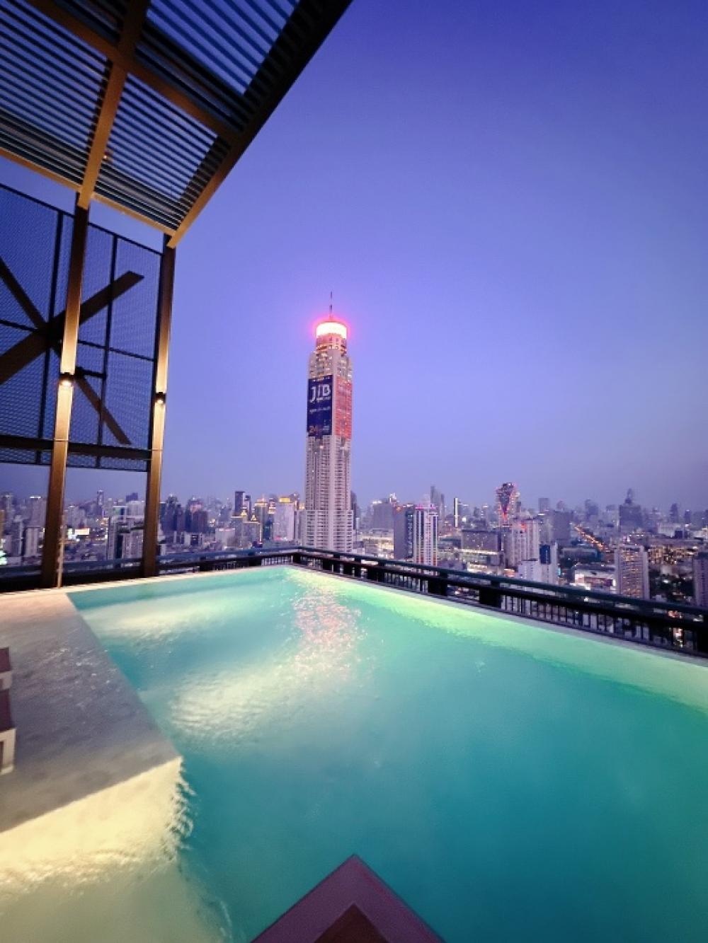 For SaleCondoRatchathewi,Phayathai : Selling at a loss, room dropped down, cheap installment 10,000/month, new room from the project, first hand, free down payment 0 baht