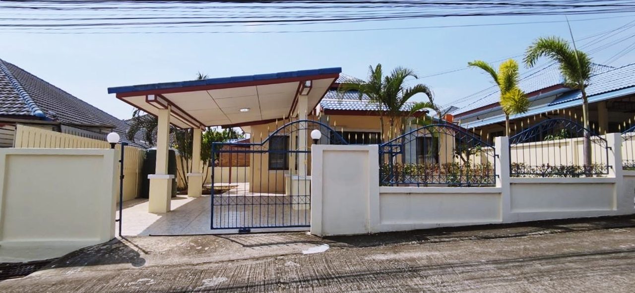 ให้เช่าบ้านพัทยา บางแสน ชลบุรี สัตหีบ : ให้เช่า บ้านเดี่ยว ย่านบางเสร่ แยกเจ