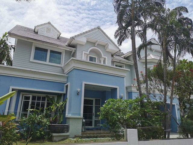 For RentHouseVipawadee, Don Mueang, Lak Si : HR1110 2 storey detached house for rent with private pool. Narawadee Resort Village, Don Mueang area, near the expressway
