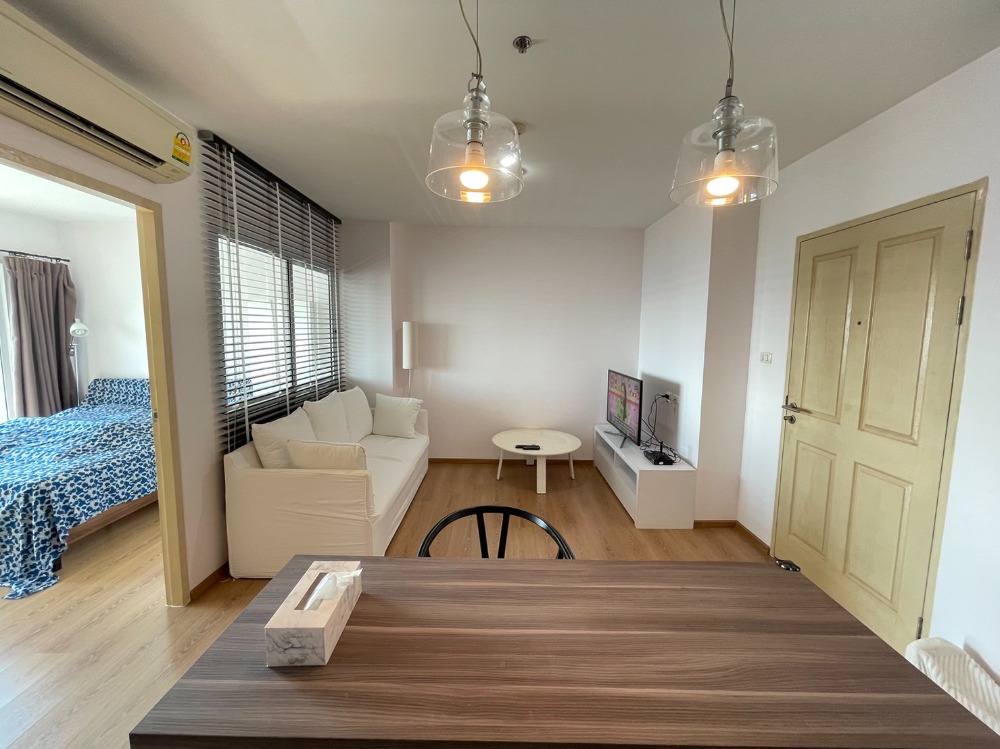 For RentCondoLadprao, Central Ladprao : Sym Vibha Ladprao Condominium, near Ladprao Intersection, next to Vibhavadi Road, very good location, close to many office buildings