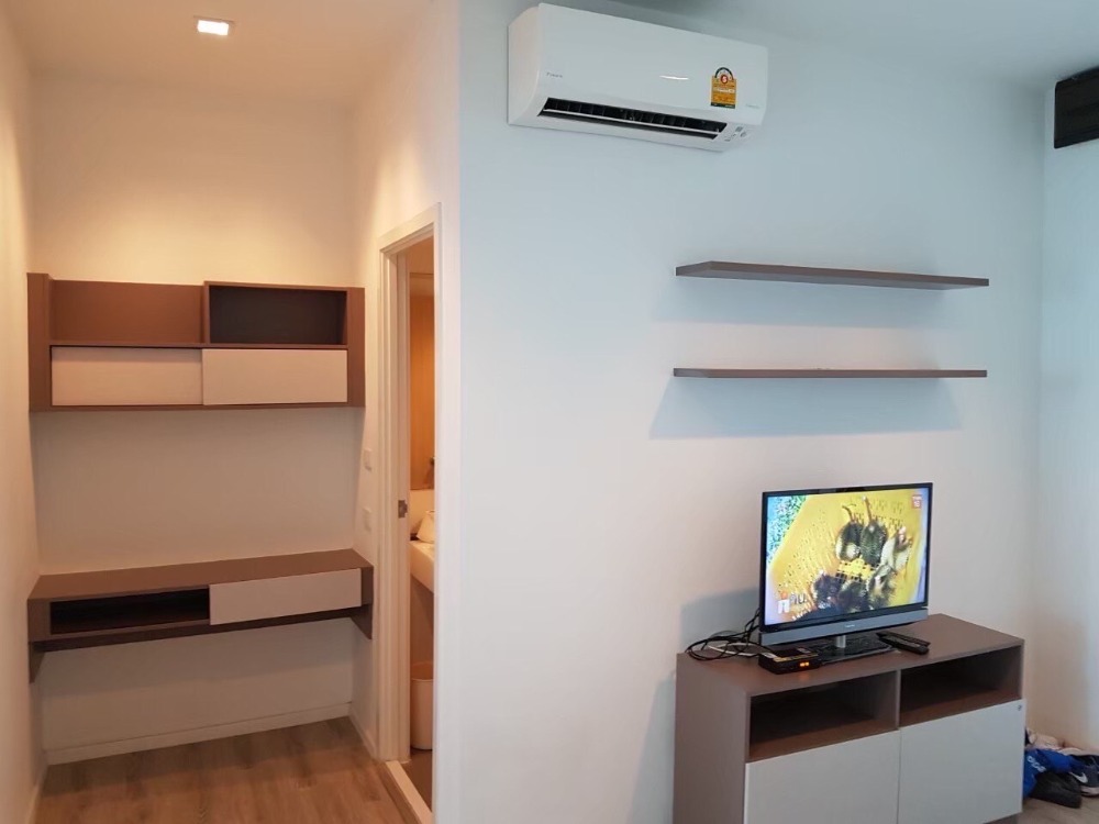 For RentCondoSamut Prakan,Samrong : 📍 Rent a condo next to the sky train!! Pak Nam Station ✨Night Bridge Sky River Ocean✨🔥rent 8,000 baht🔥