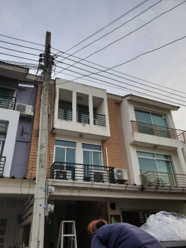 ให้เช่าทาวน์โฮมวิภาวดี ดอนเมือง หลักสี่ : ขายและให้เช่าทาวน์โฮม 3 ชั้น หมู่บ้านวิสต้า ปาร์ค วิภาวดี