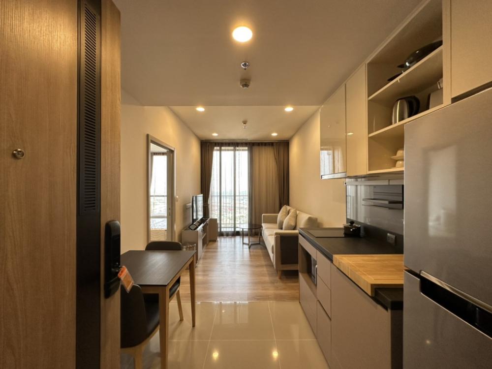 ให้เช่าคอนโดสุขุมวิท อโศก ทองหล่อ : 🏢 OKA Haus 🛏️ห้องสวย ✨ห้องใหม่🌐 WiFi Free 📍ชั้นสูงสุด 🌤️วิวสวย 🛋️เฟอร์นิเจอร์ 📺เครื่องใช้ไฟฟ้า ครบ (ราคาพิเศษ)