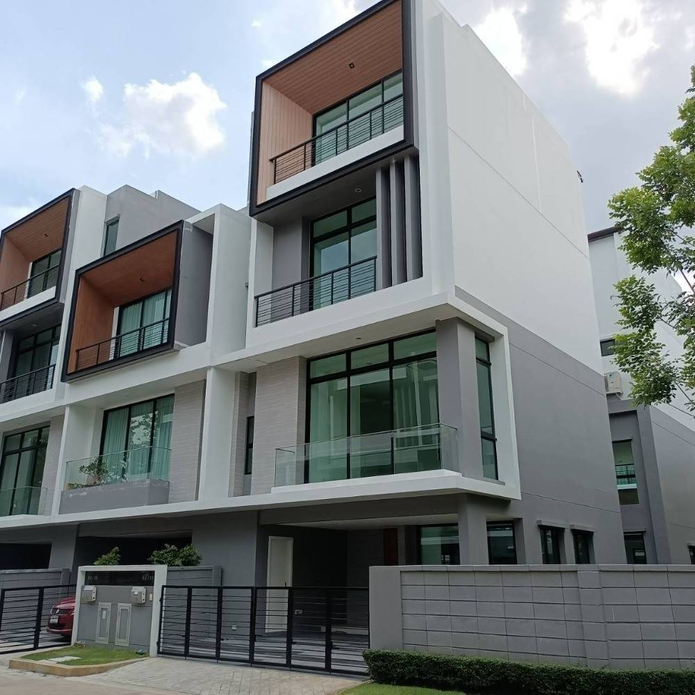 ให้เช่าทาวน์โฮมพัฒนาการ ศรีนครินทร์ : 🔴48,000฿🔴𝐍𝐢𝐫𝐯𝐚𝐧𝐚 𝐃𝐞𝐟𝐢𝐧𝐞 𝐒𝐫𝐢𝐧𝐚𝐤𝐚𝐫𝐢𝐧-𝐑𝐚𝐦𝐚 𝟗 | เนอวานา ดีฟายน์ ศรีนครินทร์-พระราม 9 ♦️ ใกล้ ห้างสรรพสินค้า 😊🙏 ( Add​Line​ : @bbcondo88 ​)​ รหัสทรัพย์​ 879-B3565