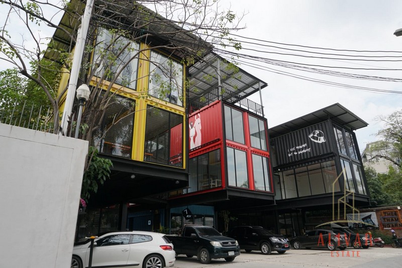 For RentOfficeSukhumvit, Asoke, Thonglor : RB042223 Space for rent, Container Design, within the project, central business district, Sukhumvit 63, Ekkamai.