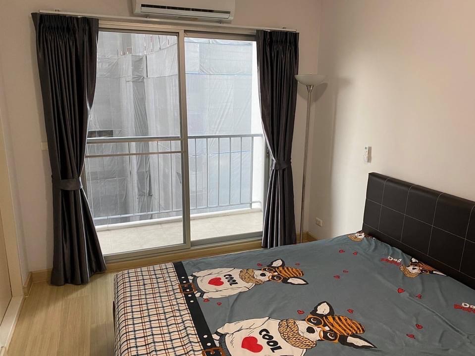 For RentCondoPattanakan, Srinakarin : For rent, The Parkland Srinakarin, size 66 sq m, 6th floor, Building D (the largest room in the project), complete furniture and electrical appliances, 15,000 baht, near BTS Sri La Salle.