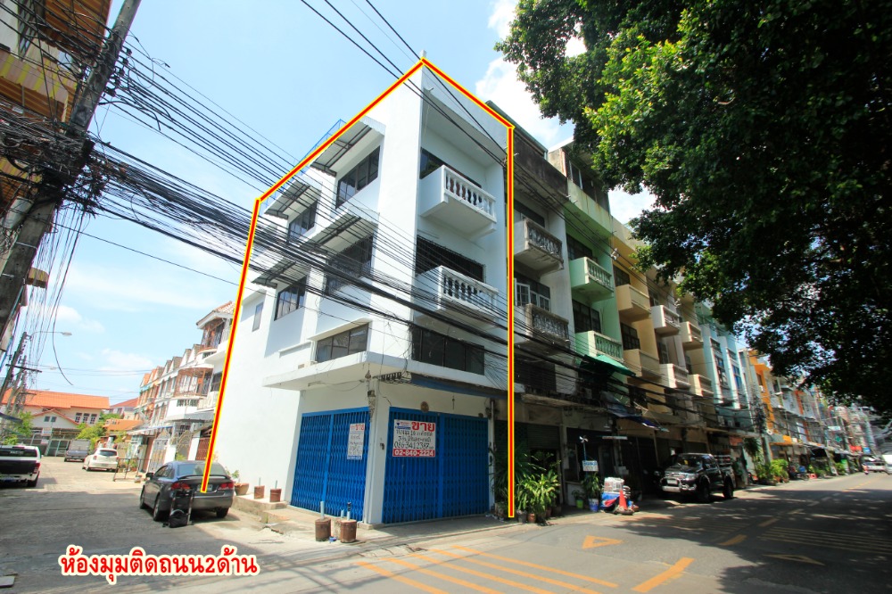 For SaleShop HousePinklao, Charansanitwong : Shophouse near BTS Charan 13, Charan 12, Soi Wat Dee Duat, corner room, renovated, ready to move in, trade, make an office, good location, 5.7 million.