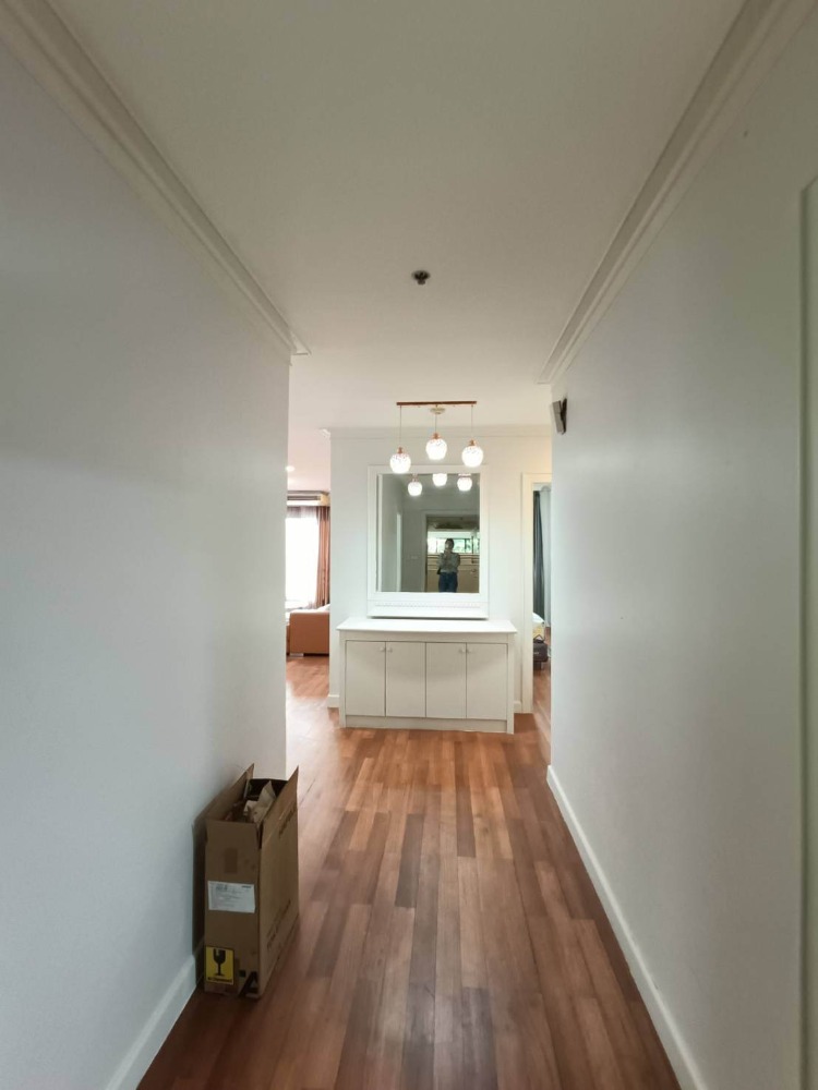 For RentCondoNana, North Nana,Sukhumvit13, Soi Nana : 📌📌 Spacious 2 Bed Unit    ++ Liberty Park 2 ++ 950 Meters to BTS Nana   ++  Gas Stove / Oven   ++  Available to View   🔥🔥