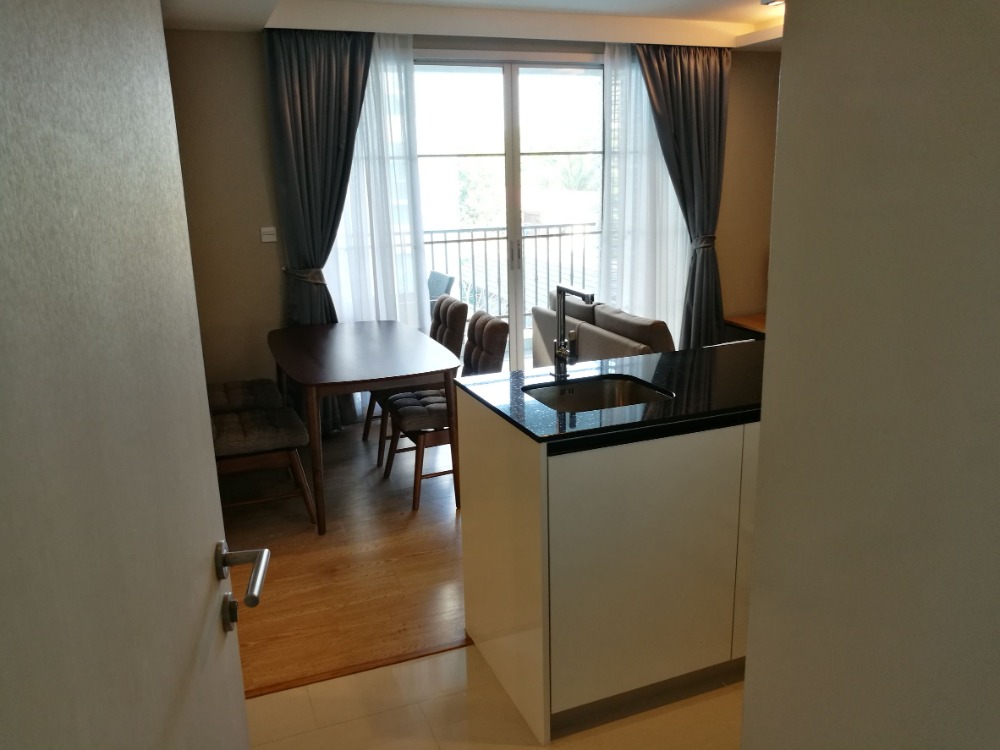 ให้เช่าคอนโดสุขุมวิท อโศก ทองหล่อ : Best Price of Maestro39, 2 Bedroom, Swimming Pool View, Pet Friendly🐶🐱
