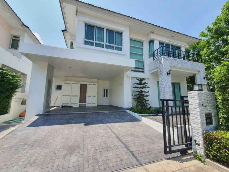 For RentHousePattanakan, Srinakarin : For rent Detached house Bangkok Boulevard Rama 9-Srinakarin fully furnished ( PST-EVE582)