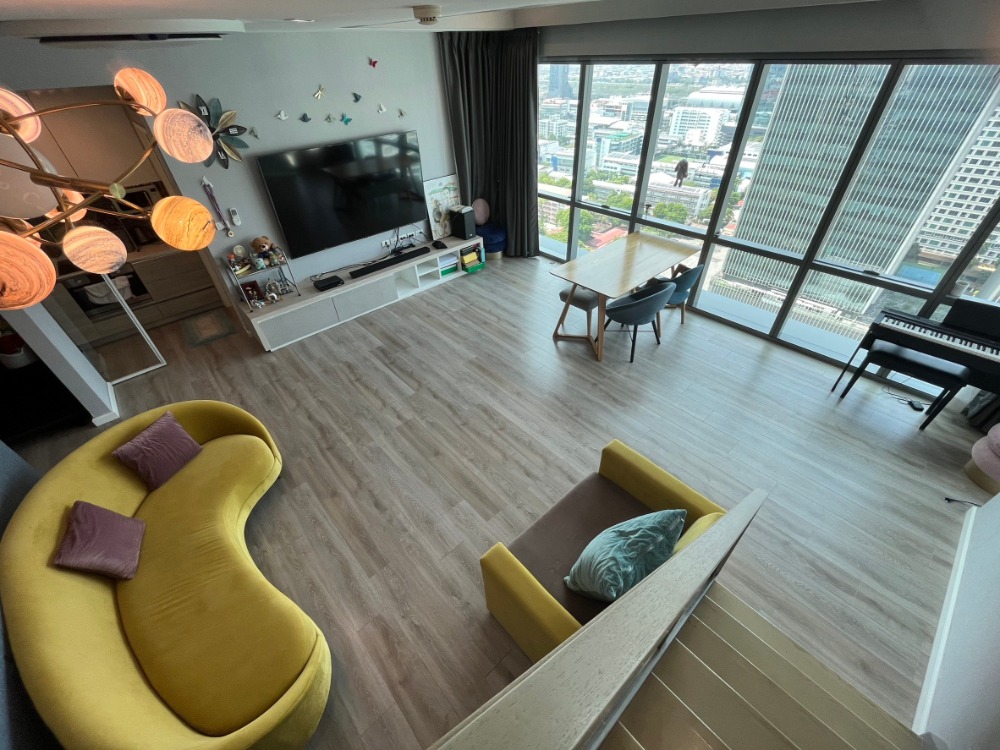 ให้เช่าคอนโดสุขุมวิท อโศก ทองหล่อ : คอนโด แบบDuplex ทำเลดี พร้อมเฟอร์นิเจอร์ ให้้เช่า ย่านสุขุมวิท-อโศก ใกล้มหาวิทยาลัยศรีนครินทรวิโรฒ เพียง 650 เมตร