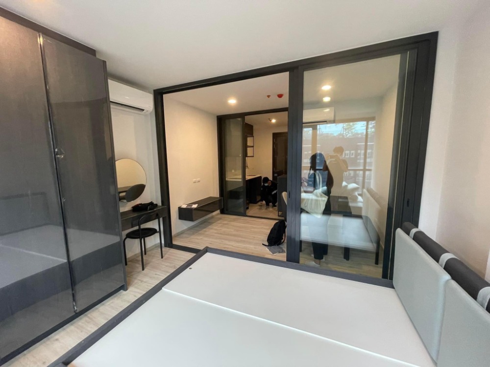 ให้เช่าคอนโดรัชดา ห้วยขวาง : ✨ XT Huaikhwang Condo  :  1 Bedroom , 1 Bathroom, 30.12 sqm .   Rental Price 16,000THB/Month   ✨