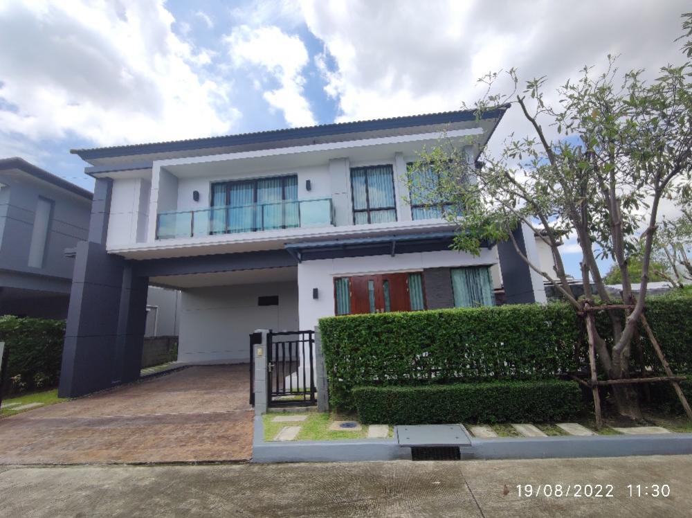 For RentHouseBangna, Bearing, Lasalle : 2-storey detached house with furniture for rent in Bangna-Bangkaew area near Mega Bangna.