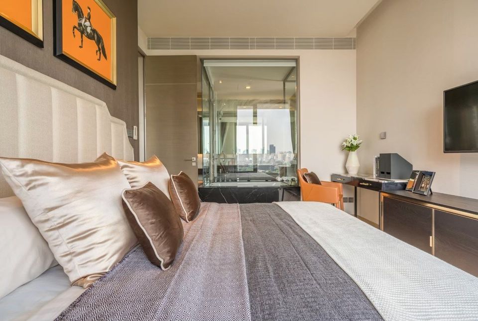 For RentCondoSilom, Saladaeng, Bangrak : 4539😊😍 For RENT, SELL For rent, sell 1 bedroom 🚄 near MRT Lumpini (400 m.) 🏢 Saladaeng One Saladaeng One Area: 56.66 sq m 💲 Rent: 75,000 ฿ 💲 Sale: 24,000,000 ฿ 📞O99-5919653,065-9423251✅LineID:@sureresidence