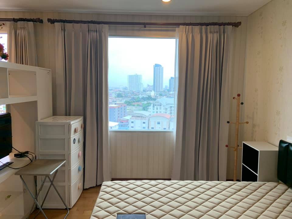 ให้เช่าคอนโดวงเวียนใหญ่ เจริญนคร : 🌸ให้เช่าวิลล่า สาทร (Villa Sathorn Condo) ใกล้ BTS กรุงธนบุรี Studio ขนาด 41 ตร.ม. ราคา 15,000/เดือน (รหัสทรัพย์ 65TB0145)
