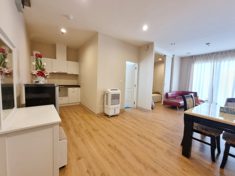 For SaleCondoWongwianyai, Charoennakor : The Light House Condo for sale, beautiful room, good condition, nice to live near Icon Siam