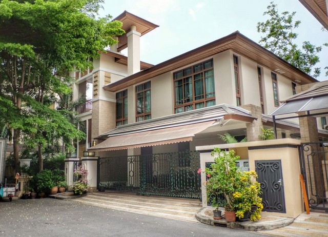 ให้เช่าบ้านอ่อนนุช อุดมสุข : HR1136ให้เช่าบ้านเดี่ยว 2 ชั้น หมู่บ้านแสนสิริ สุขุมวิท 67 ห่างจาก BTS พระโขนงเพียง 300 เมตร