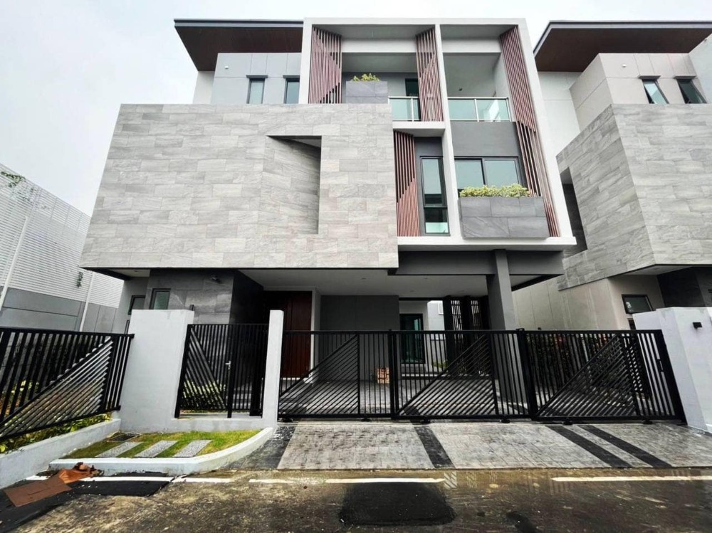 ให้เช่าบ้านพัฒนาการ ศรีนครินทร์ : The Gentry Phatthanakan for rent!!! 200,000 THB เดอะเจนทริ พัฒนาการ