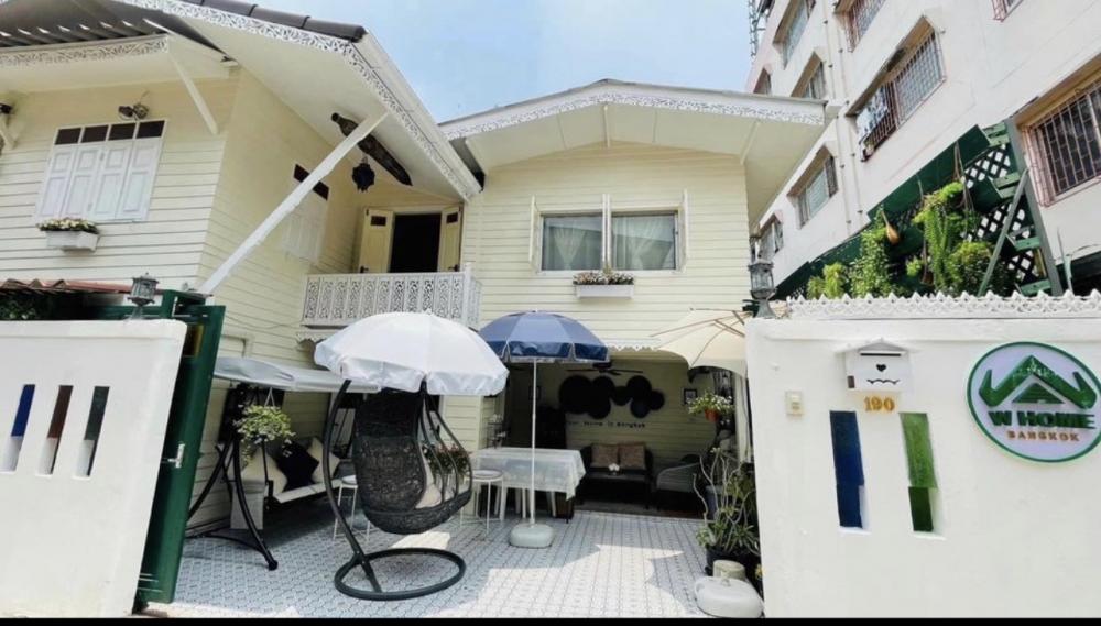 ให้เช่าบ้านสาทร นราธิวาส : ให้เช่าบ้าน4ห้องนอน 3ห้องน้ำ เฟอร์ครบพร้อมอยู่ เจริญกรุง79 แยก8  วันพระยาไกร บางคอแหลม